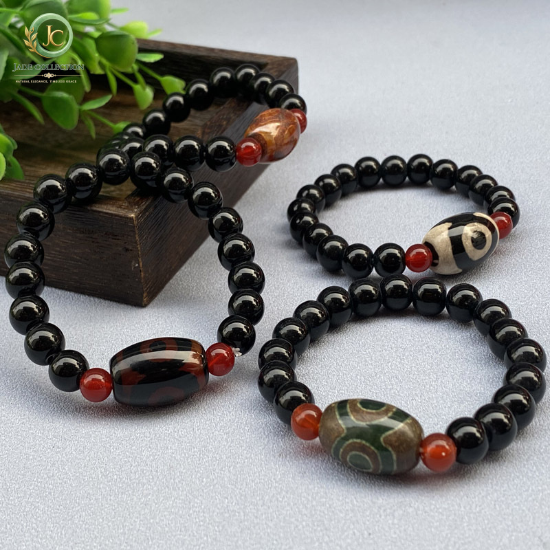 Three-Eyed Dzi Bead Agate Brac - Street Fashion Vendors recension och pris